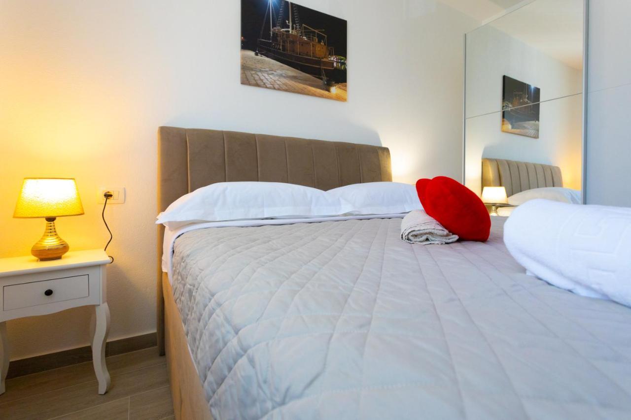 Apartments Jasa Deluxe Makarska Exterior photo